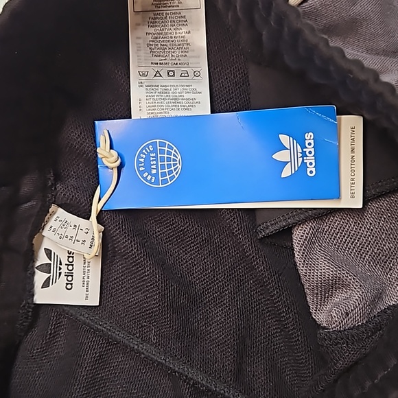 NWT Adidas Originals Split Two Tone Shorts Grey Black Small *AS SEEN ON TV* - Picture 14 of 14